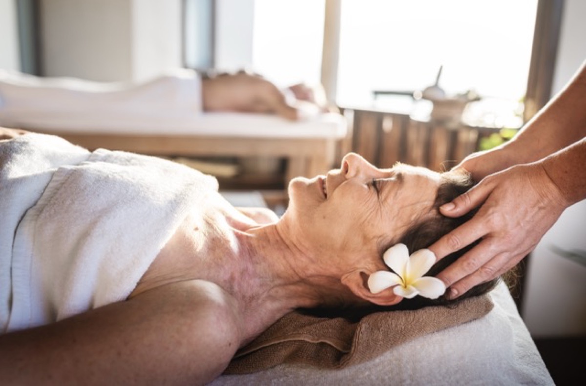 Massage in Britannia, Ottawa — osteopathic and relaxation massage